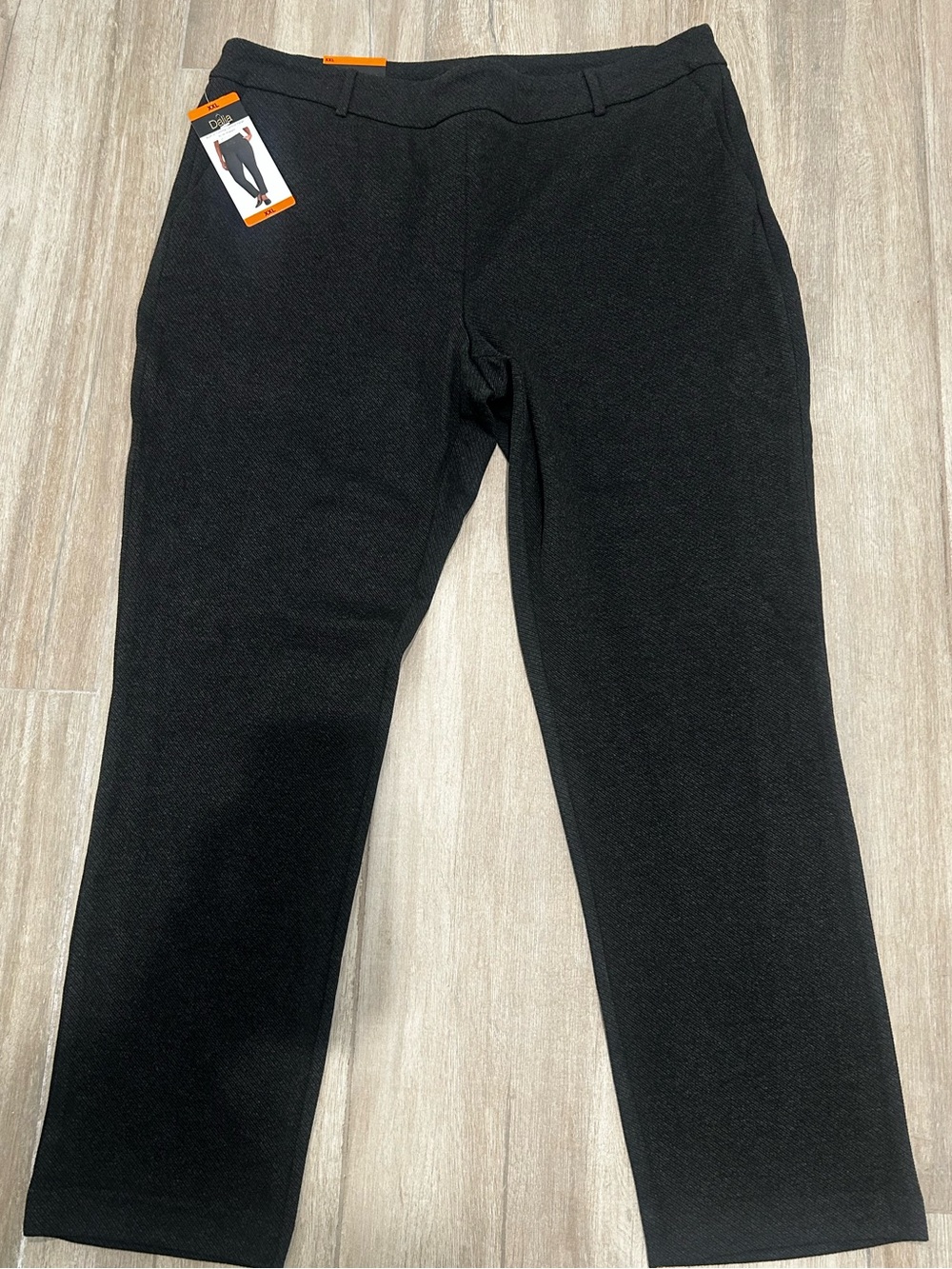 Dalia XXL Pull-On Ponte Pant
Dark Heather Charcoal